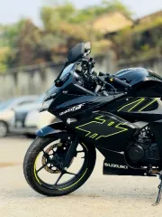 Suzuki GIXXER SF FI ABS